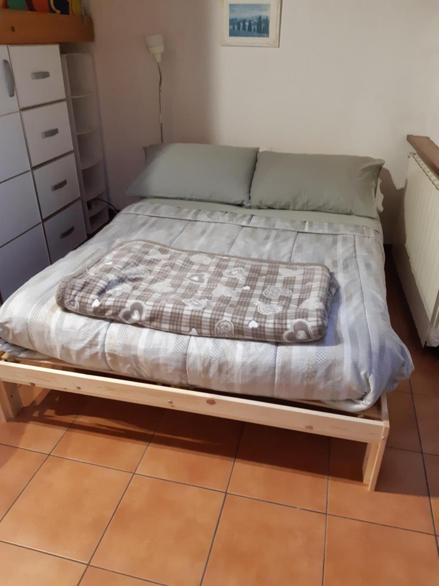 Little 58 Apartment Luino Bagian luar foto